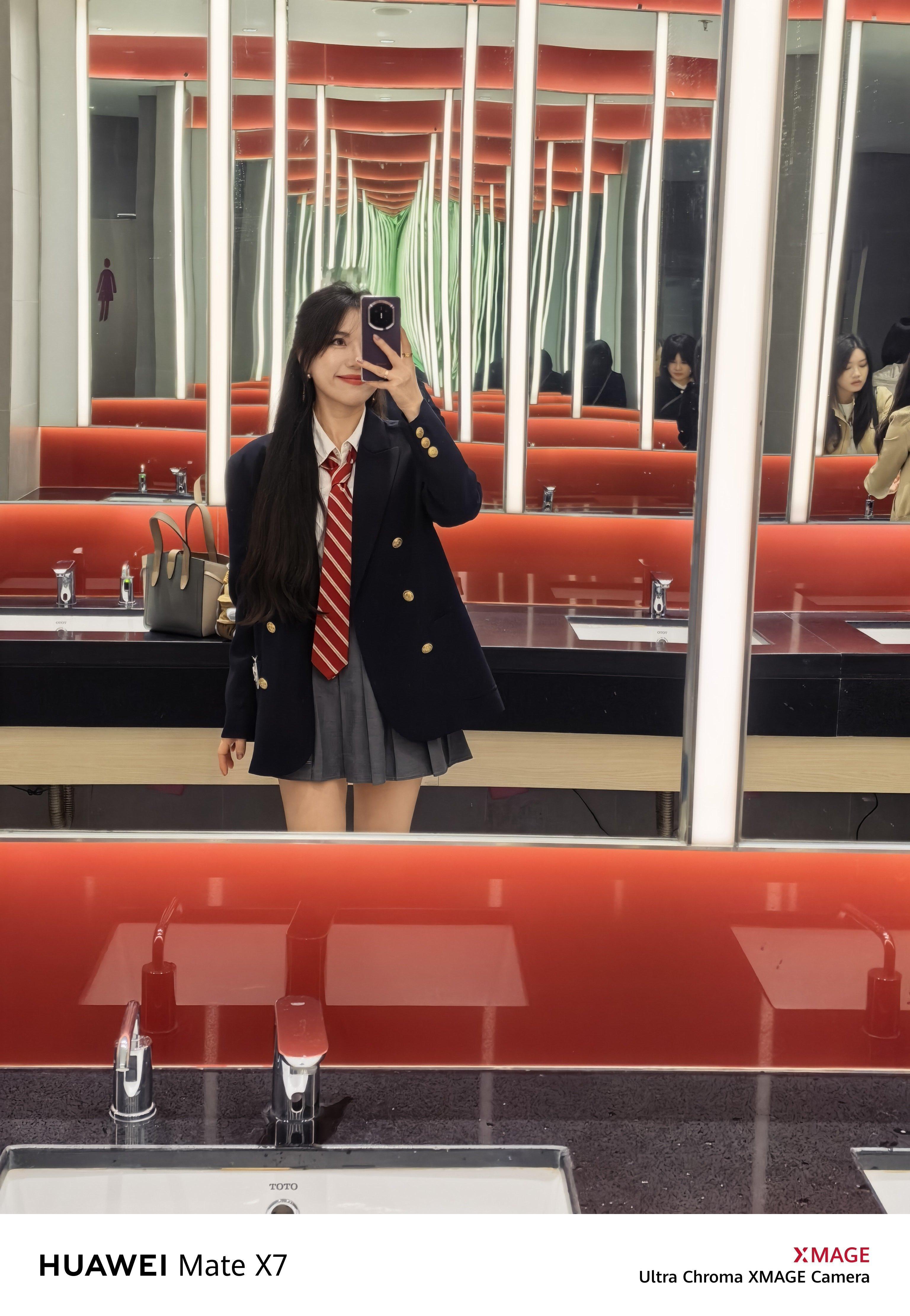 今天是易烊千玺，nova这个品牌真是潮流又年轻啊。nova 15系列及全场景新品