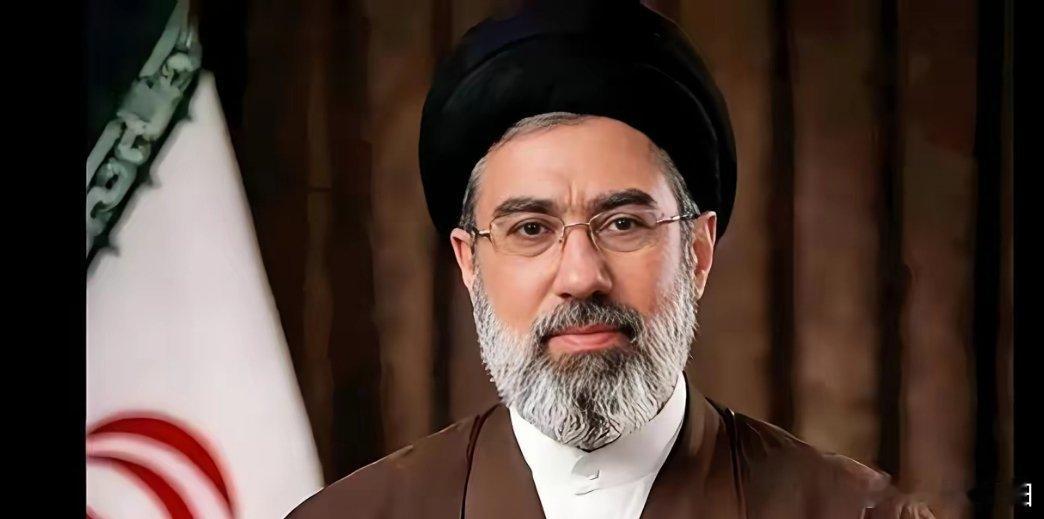 伊朗最高领袖穆杰塔巴于4月10日公开喊话南部邻国，告诫对方不要再充当美国的傀儡，