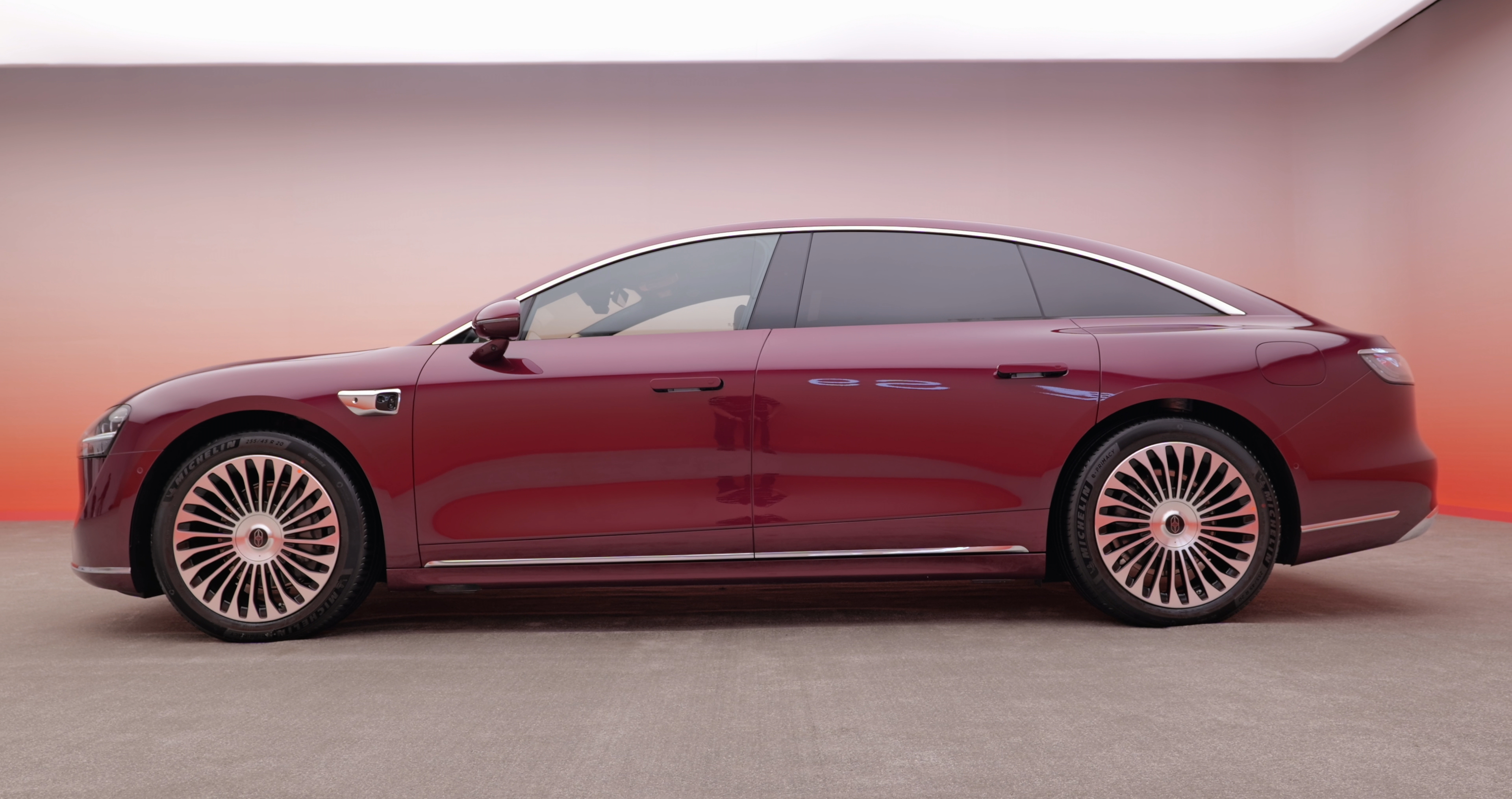 【问驾实拍图赏】：享界S9大v聊车享界S9