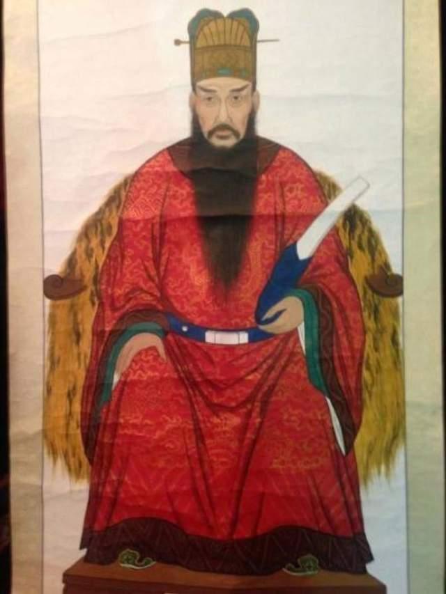 “徐阶：明朝最强‘职场忍者神龟’，被严嵩当众扇耳光后，回家默默抄了十年《论语》，