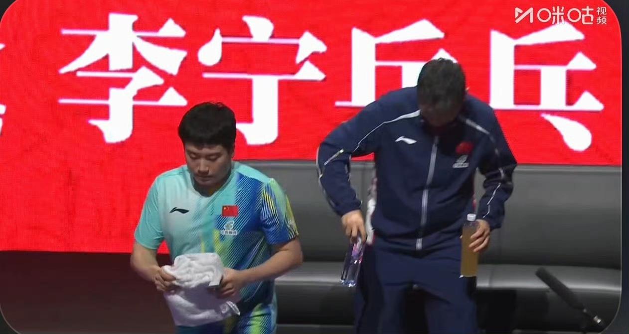 [奋斗]梁靖崑🇨🇳生死战！
梁靖崑🇨🇳VS奥恰洛夫🇩🇪！
刘志强指导