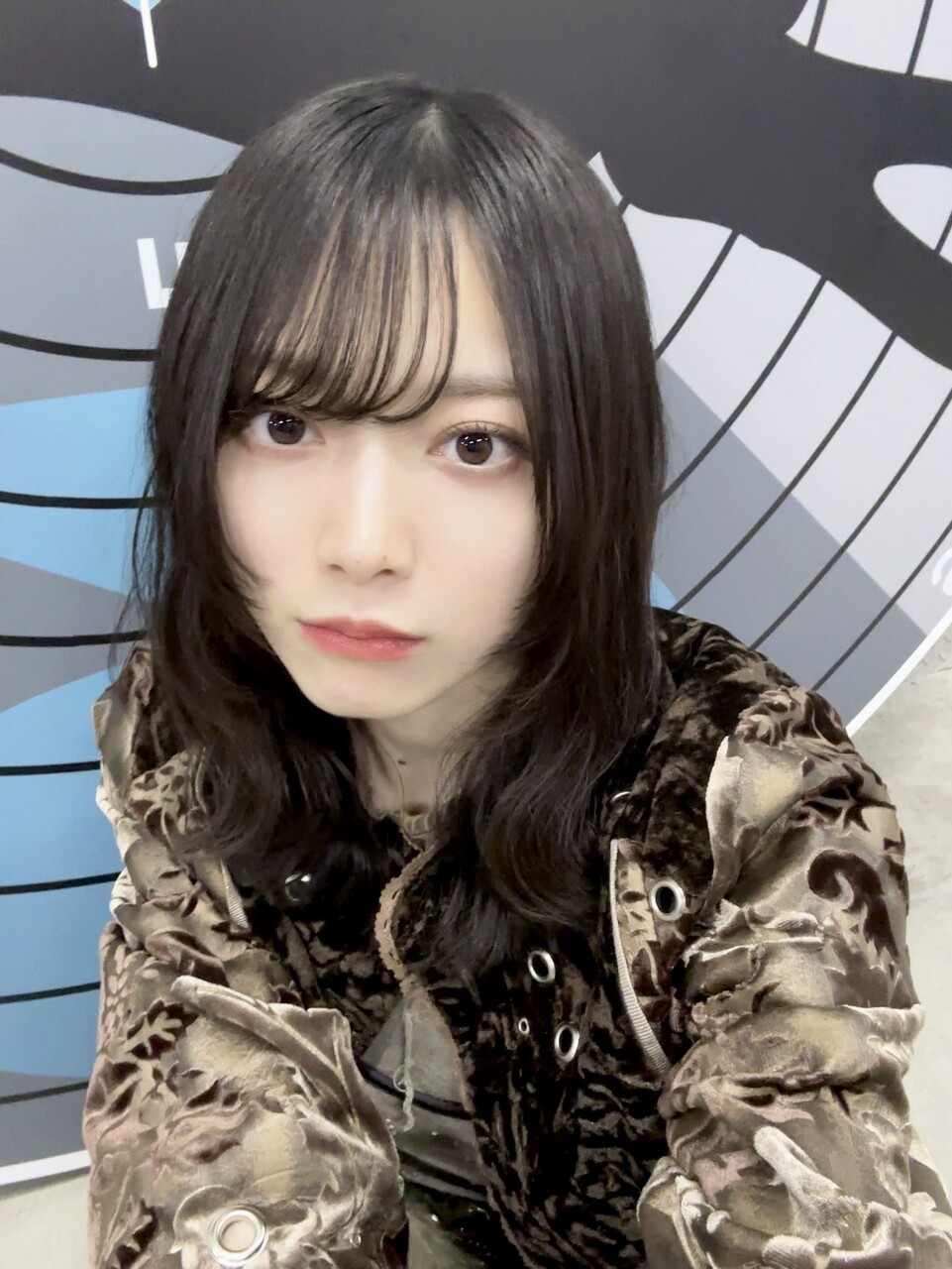 るんちゃん🌱「ロックな曲調で過去最高難易度のダンスに挑戦しています。残像が見え