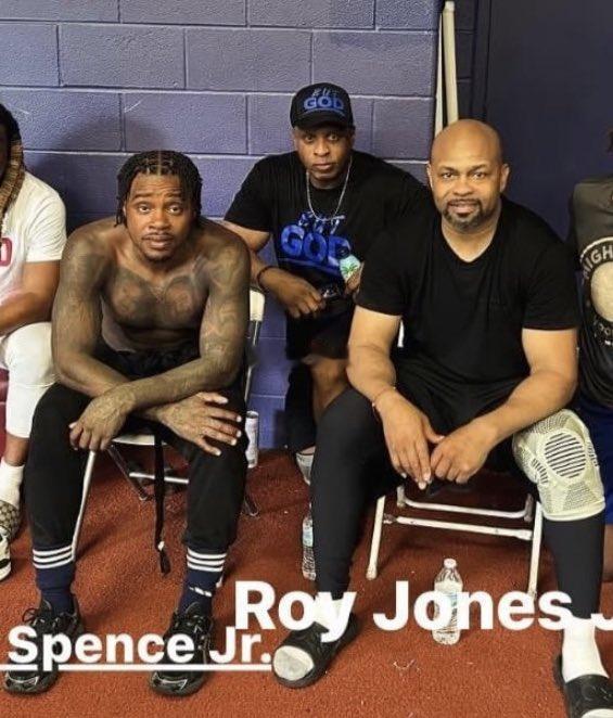 小罗伊·琼斯Roy Jones Jr  或将执教埃罗尔-斯彭斯Errol Spe