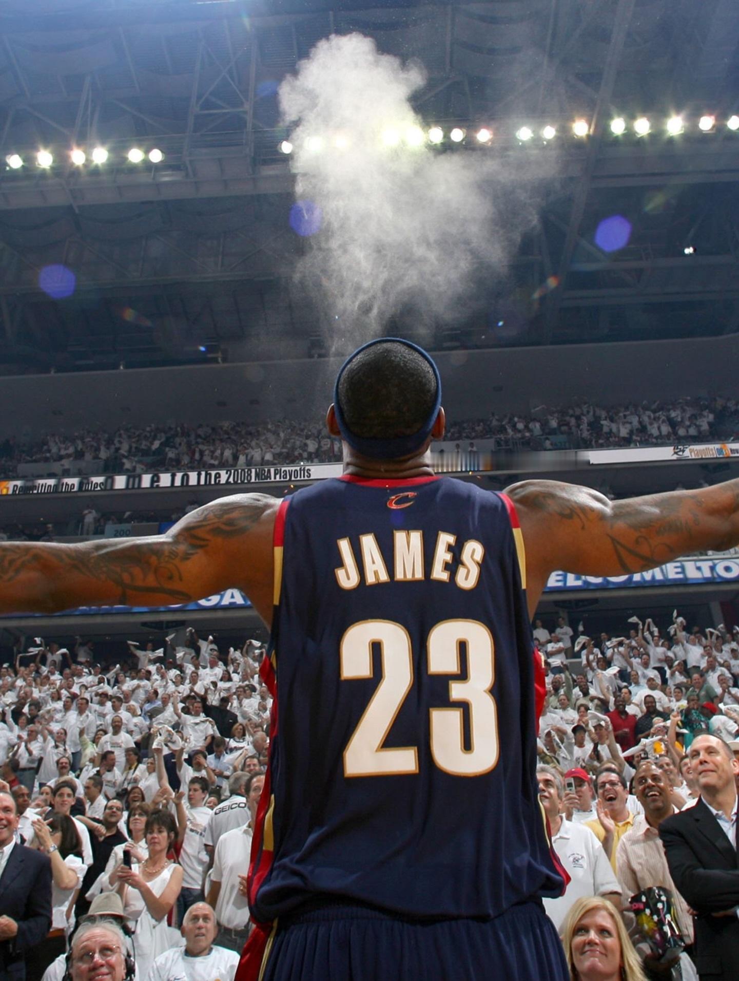 过多的做出批判&评价 可能会给未来的自己设限也可能会为今后自己的辩解埋雷  对自