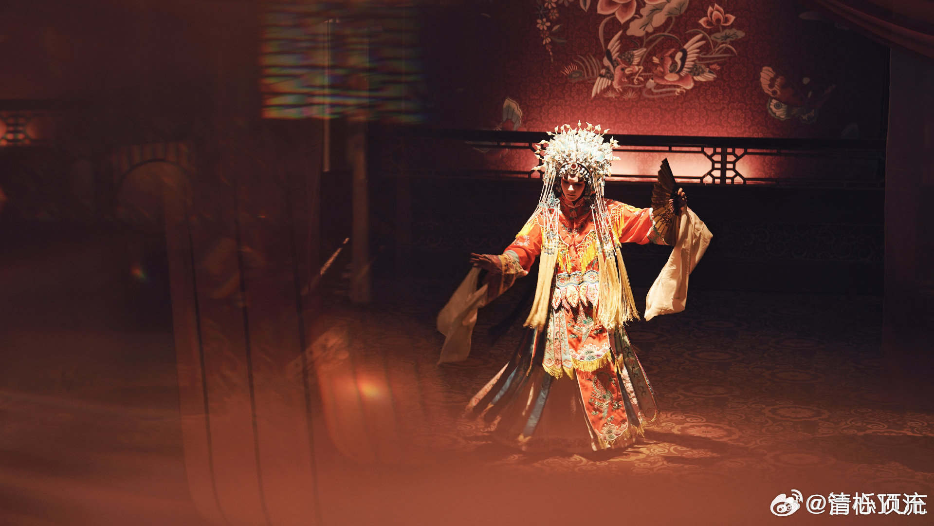 管栎掌中雀复仇归来  管栎《掌中雀》这一次的角色真的是好带感呀，终于能够看到他复