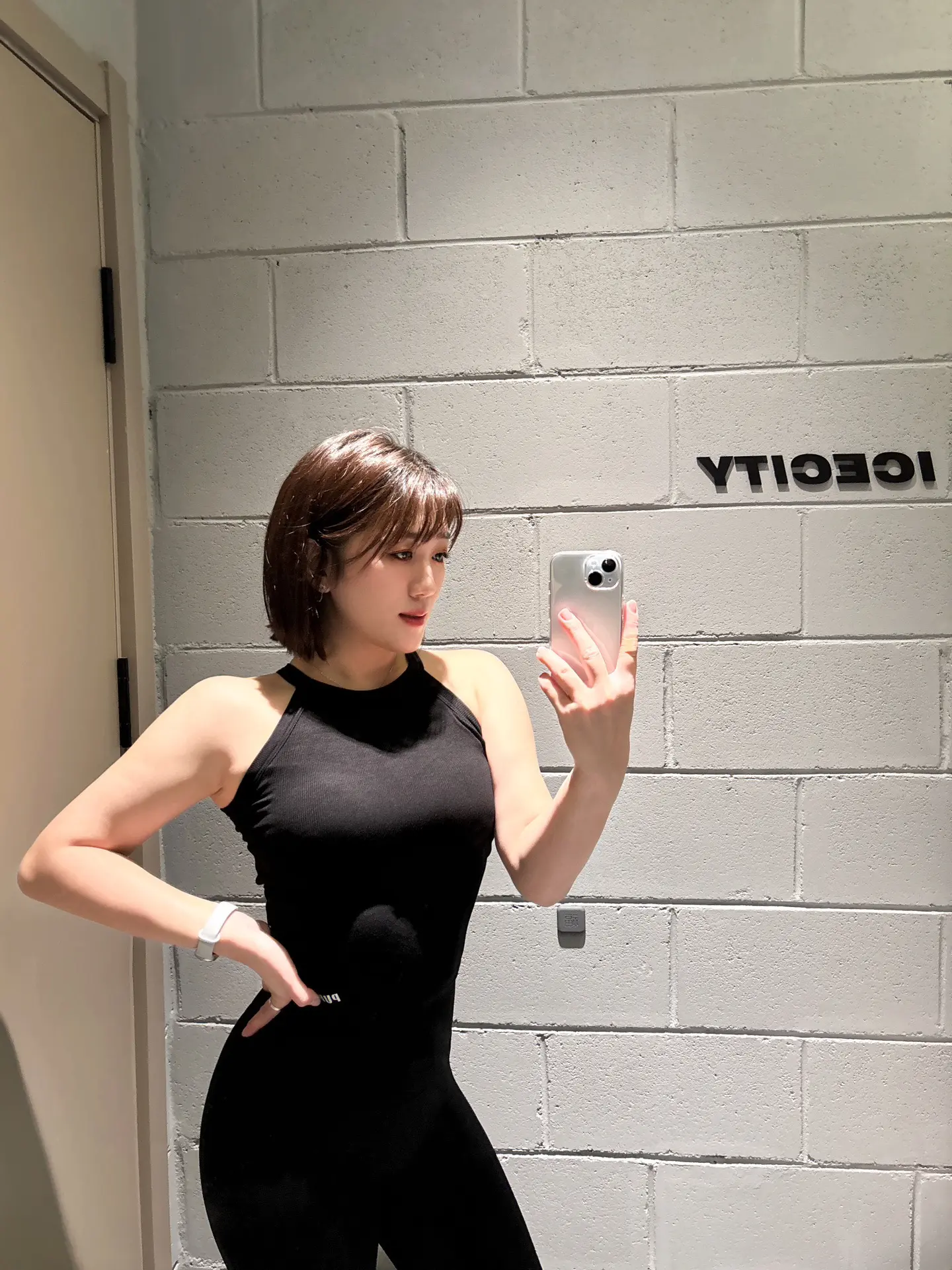 主线任务  夺回失去的帅气