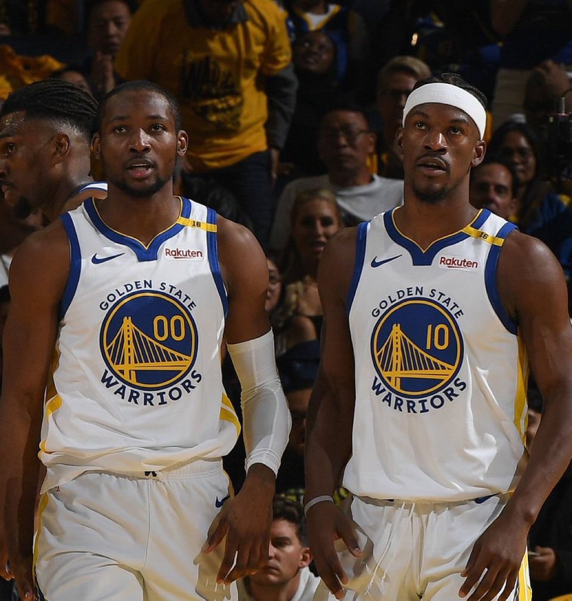 巴特勒表示，他理解库明加那种不被需要的感受。“你能想象那种感觉吗--就像，我明白