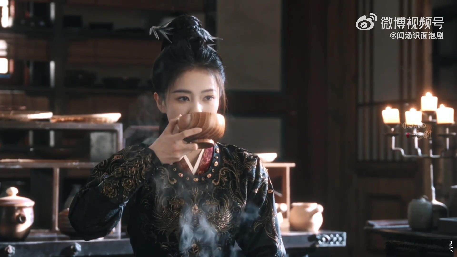 白鹿新剧放过了自己没放过别人 萧怀瑾不让李佩仪以身犯险查案😌，她倒好，直接把所