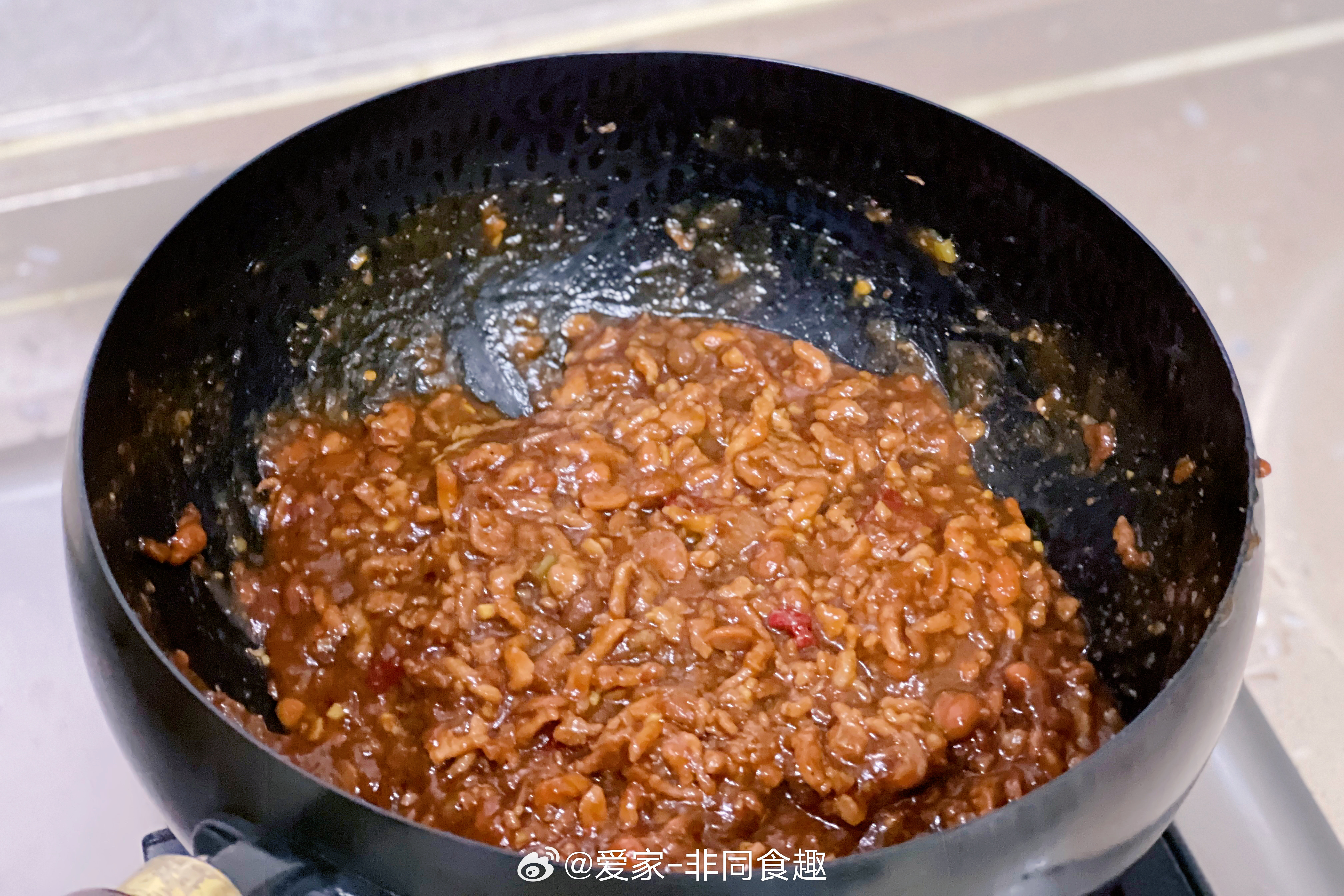 爱家非同食趣 伪减脂餐2351Day周4好深秋🍂   里的温暖～肉酱米线日常日