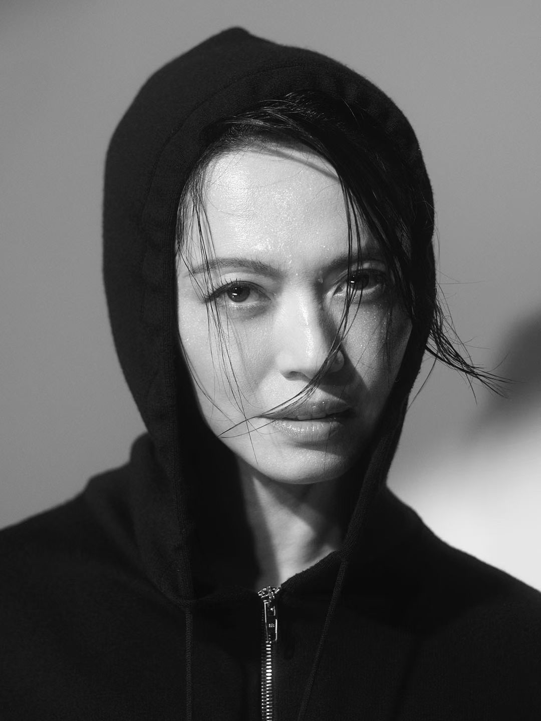 姚晨 in BALENCIAGA Triple S.2 Campaign惊喜空降