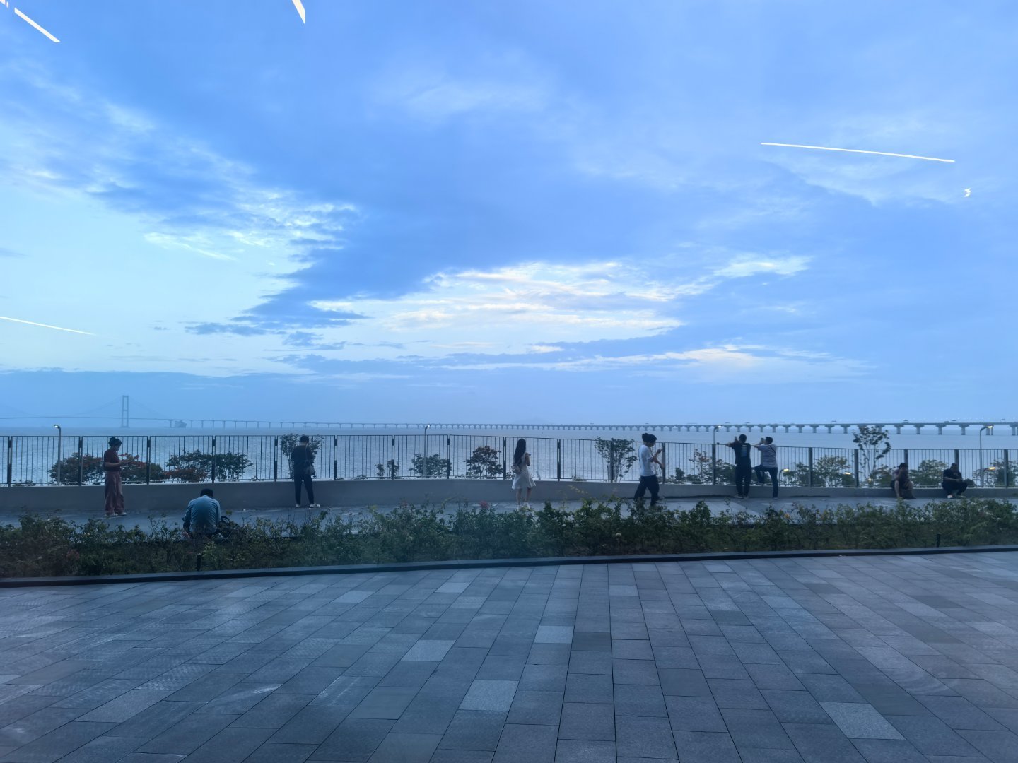 深圳暴雨 这雨下得真大！520晚上你在干什么？我听了一晚上的雨声。 