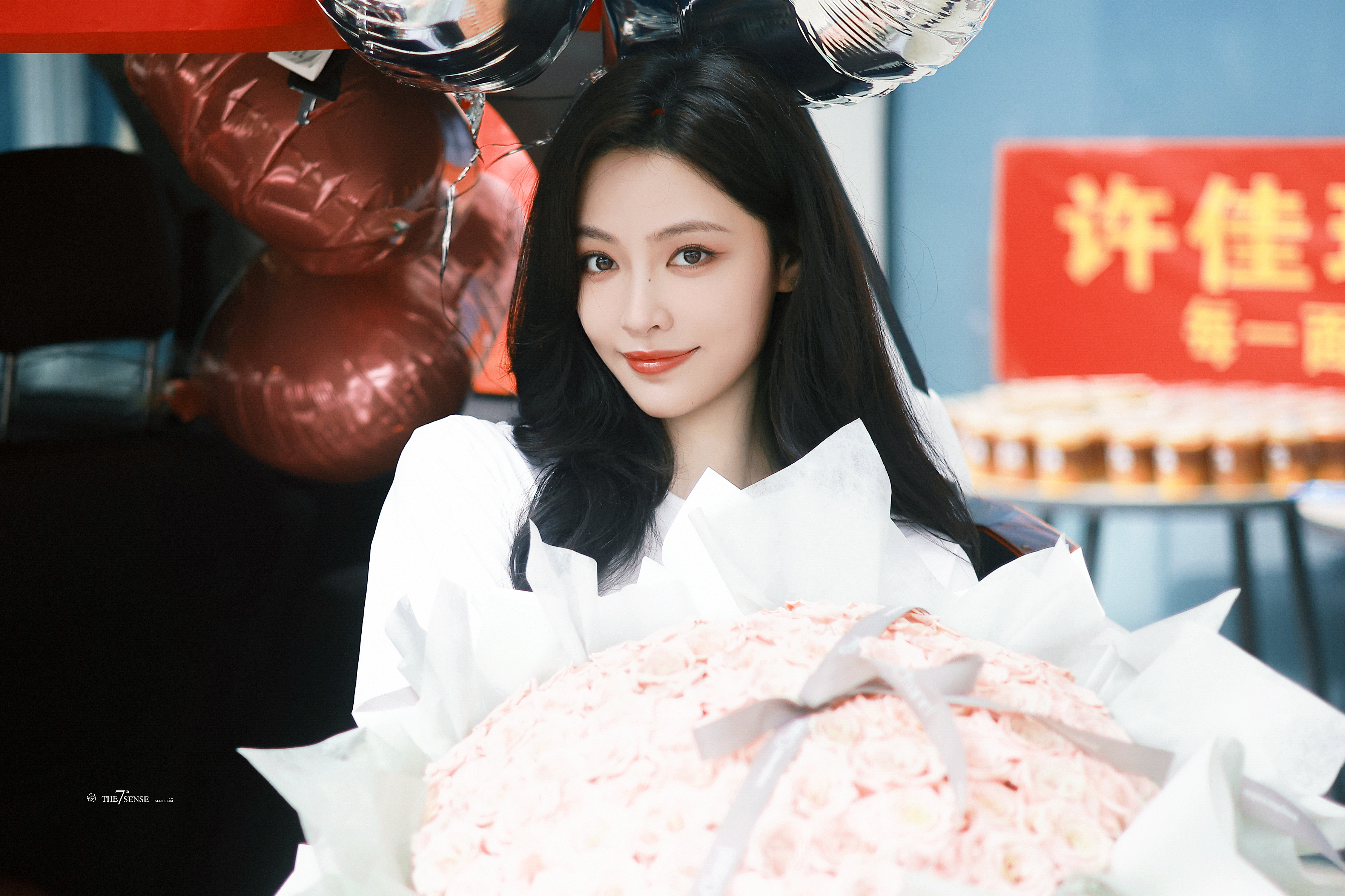 咫尺偏爱开机 -𝟐𝟔𝟎𝟗𝟎𝟑你好，晏玲🎬