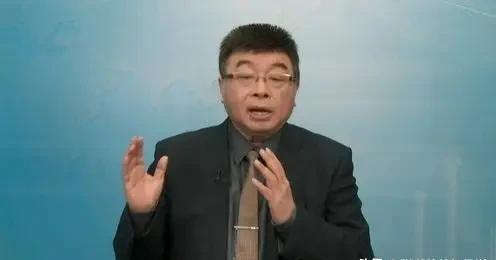 邱毅 终于忍不住发声了！
最近台湾东部海域的局势让我感到有点震惊。表面上看，只是