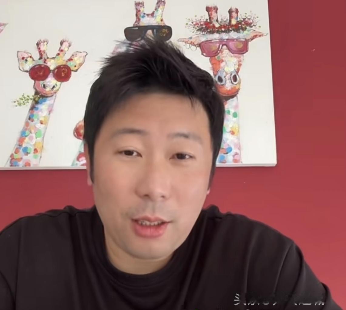 雷洋：看到曼昱跟蒯曼女双输球有点意外，我原本以为第一局拿下形势就会向好。这场是有