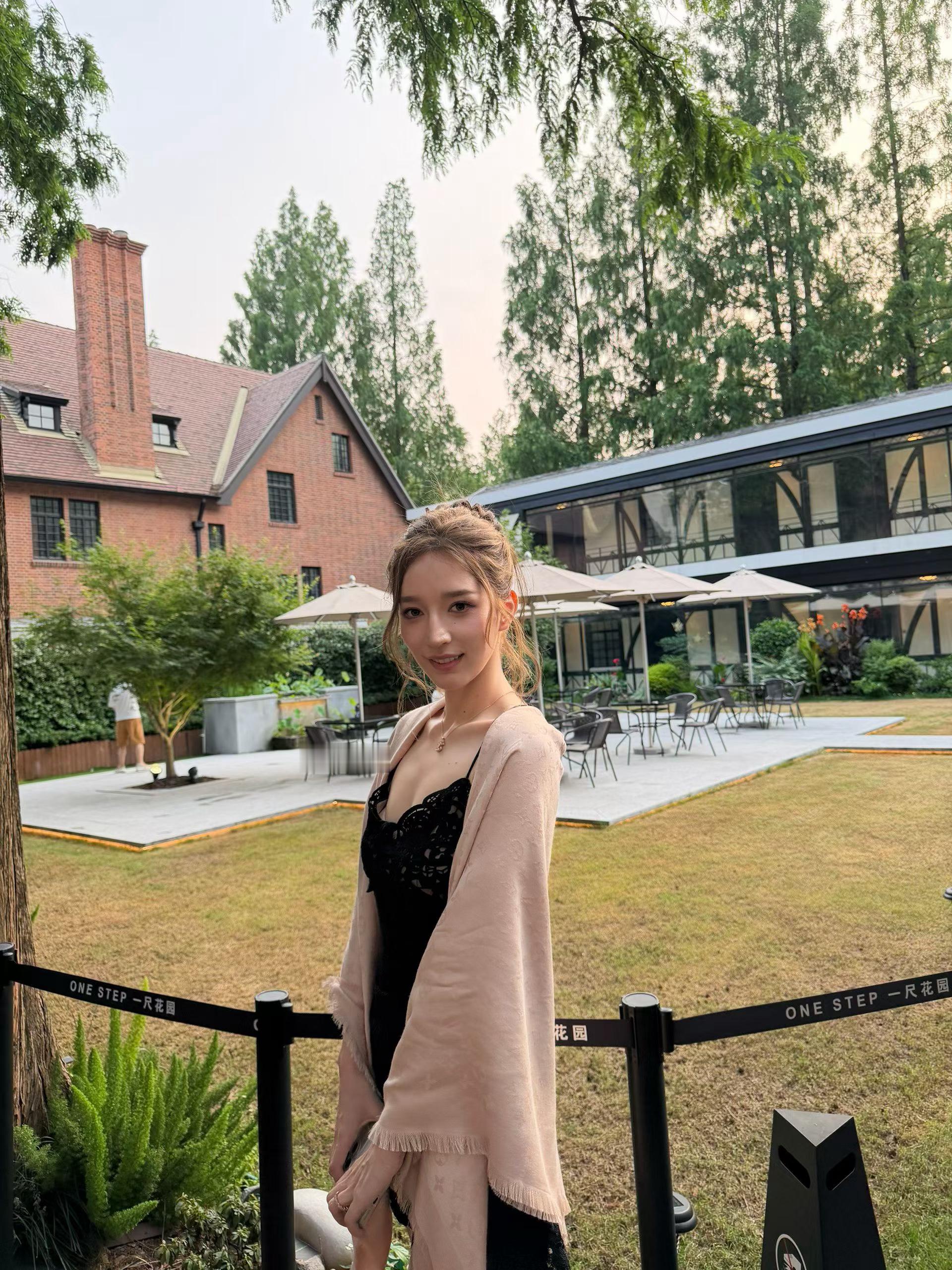妈生脸原图直出，新女嘉宾即将登场！