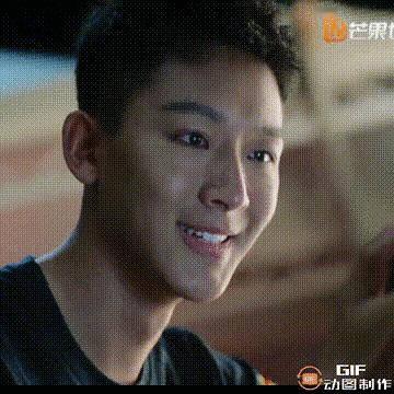 张晚意每播一部剧就会贡献一些神图 ​​​