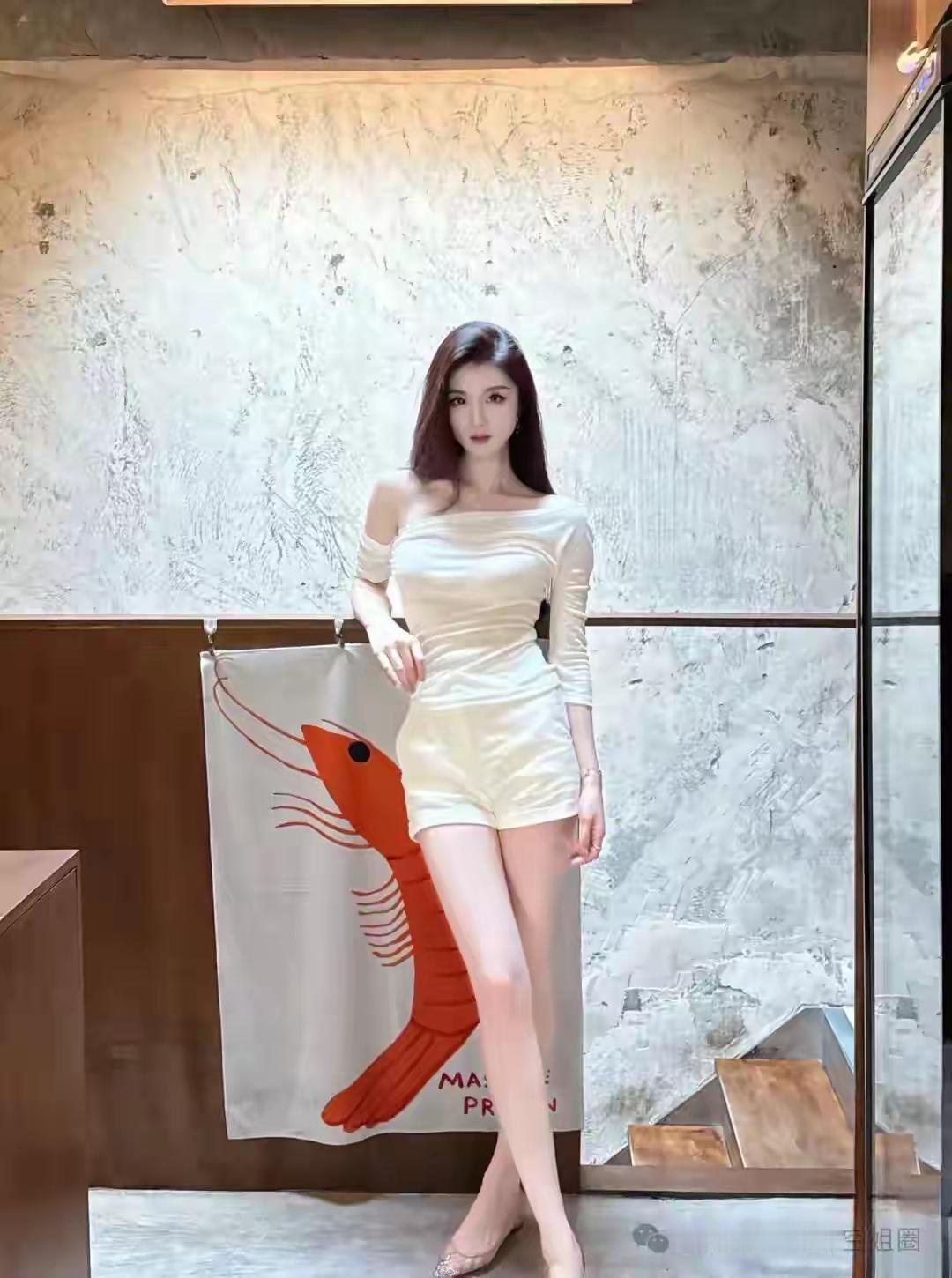 172cm南航气质空姐分享你心中的女神 什么样的女生让人过目难忘?