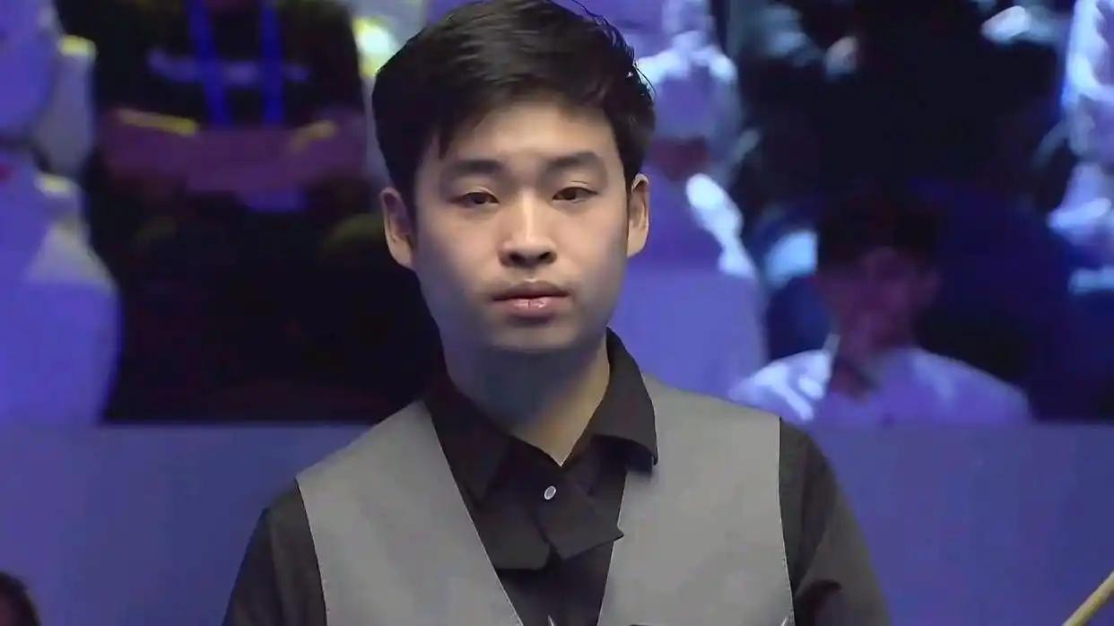 斯佳辉两杆过百，5-2战胜马奎尔，挺进武汉公开赛八强！
 
 
北京时间8月27