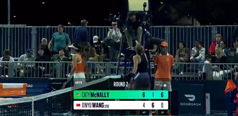 王欣瑜4-6,6-1,0-6吞蛋不敌麦克纳莉
迈阿密止步首轮。
这样，中国选手张