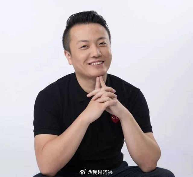 小米既然没有了王腾，强烈建议去把沈义人请回小米公司，执掌RedMi品牌战略方向，