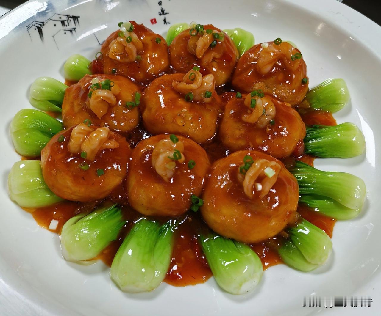 柴米油盐，一日三餐。
俗话说的好，人是铁饭是钢，一顿不吃饿的慌。每天的忙忙碌碌也