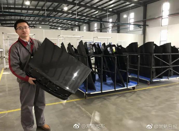 中国又一硬核突破！国外垄断40年的高端材料，终于被我们拿下
 
最近科技圈传来一