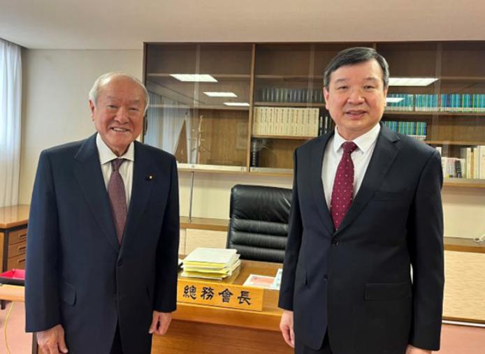 高市早苗政府再次明确宣告：台湾不具备“国家”地位，属于中国的一部分。因此，长崎和
