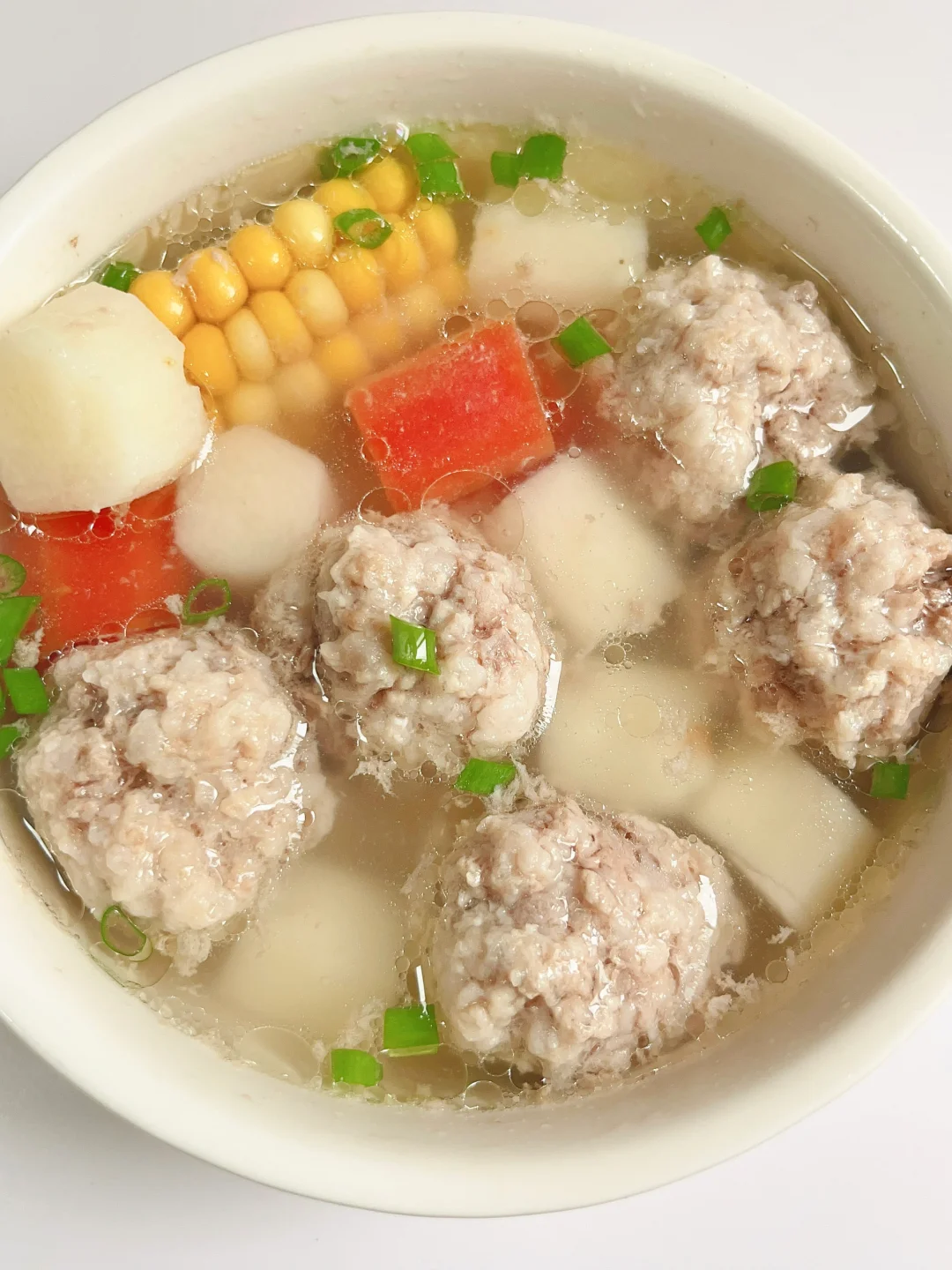 孩子午餐一锅蒸
