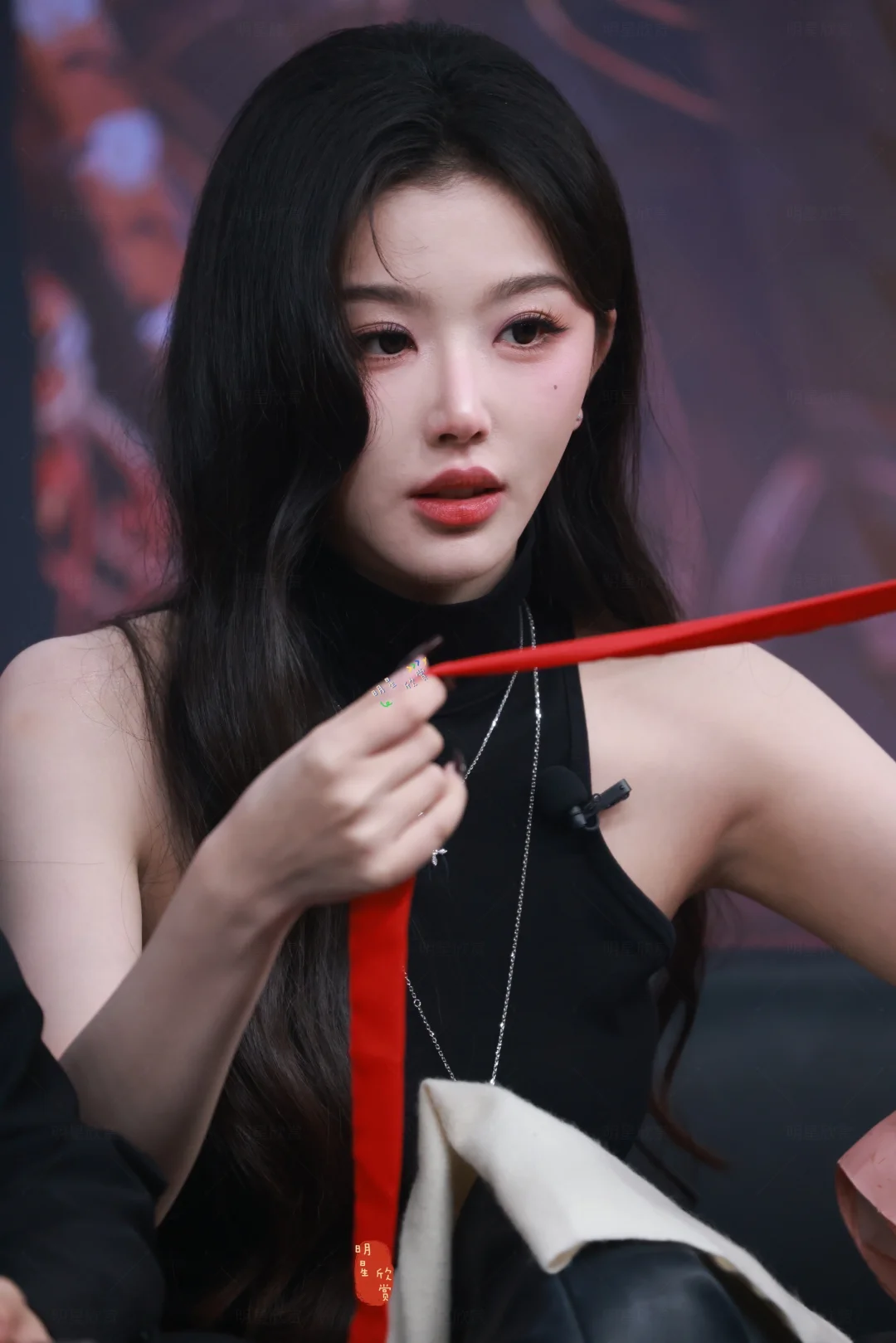 今天是黑莲花公主孔雪儿🖤