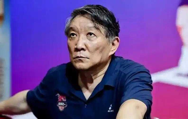 宫鲁鸣的最大考验是2026年的女篮世界杯!
2025年2月11日，中国篮球协会宣