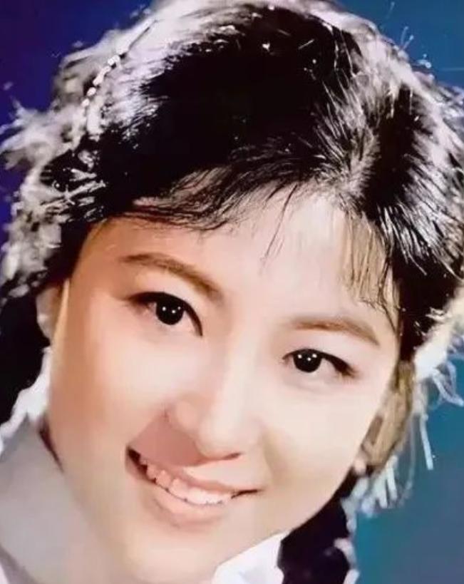 1970年代一个冬夜，南京某部队，为娶她，丈夫不惧开除！如今76岁的“天下第一嫂