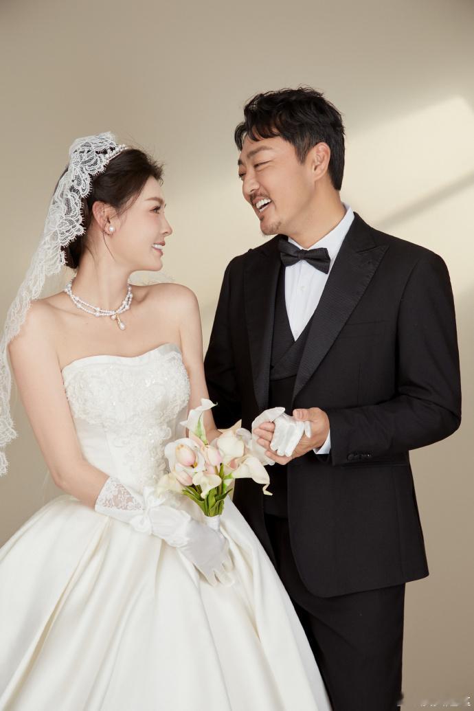 赵达婚纱照 赵达宣布结婚，晒了婚纱照，好幸福！ 