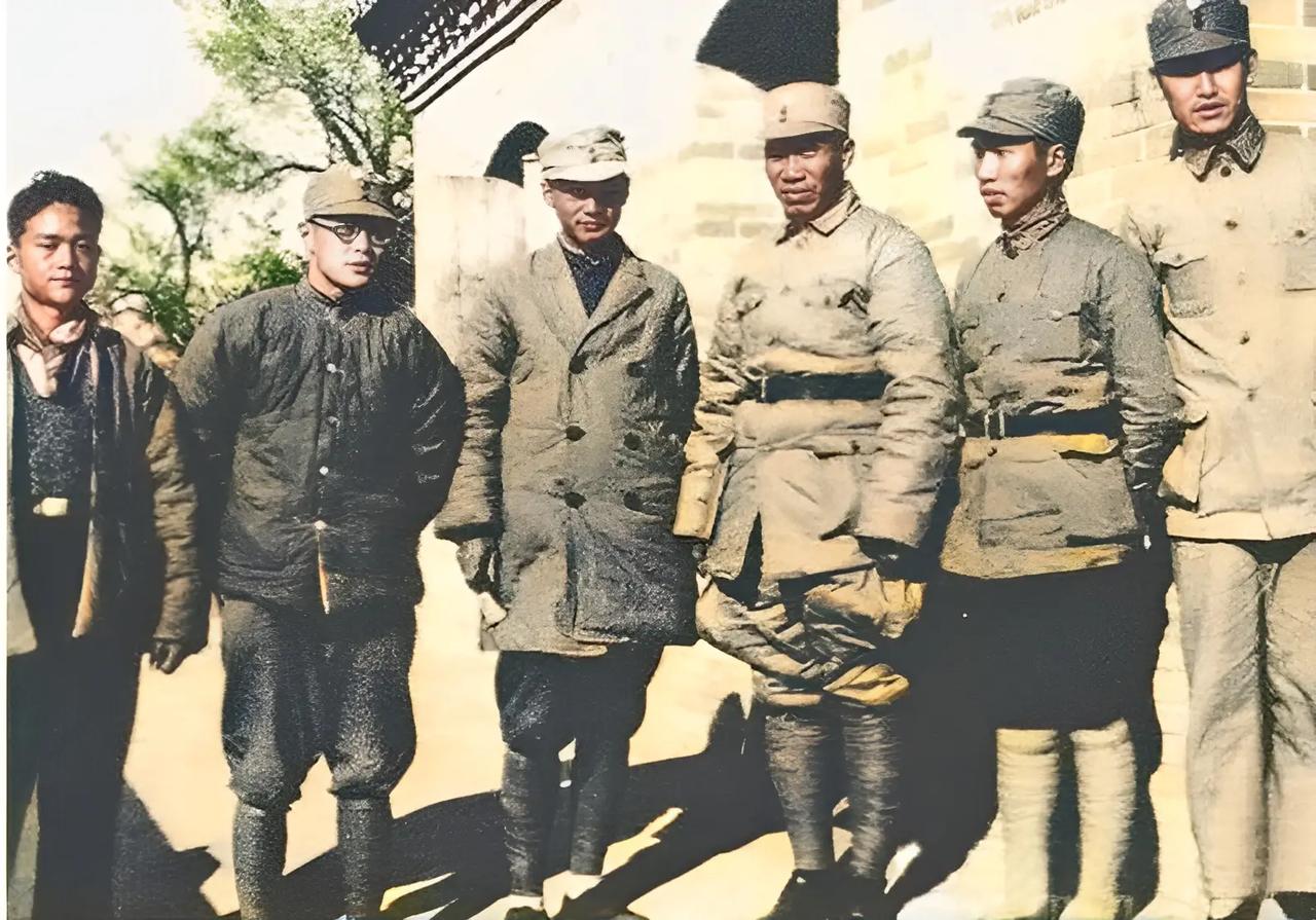 总有人说，假若叶挺将军、左权将军没过早牺牲，1955年授衔会铁定封帅。事情真是这