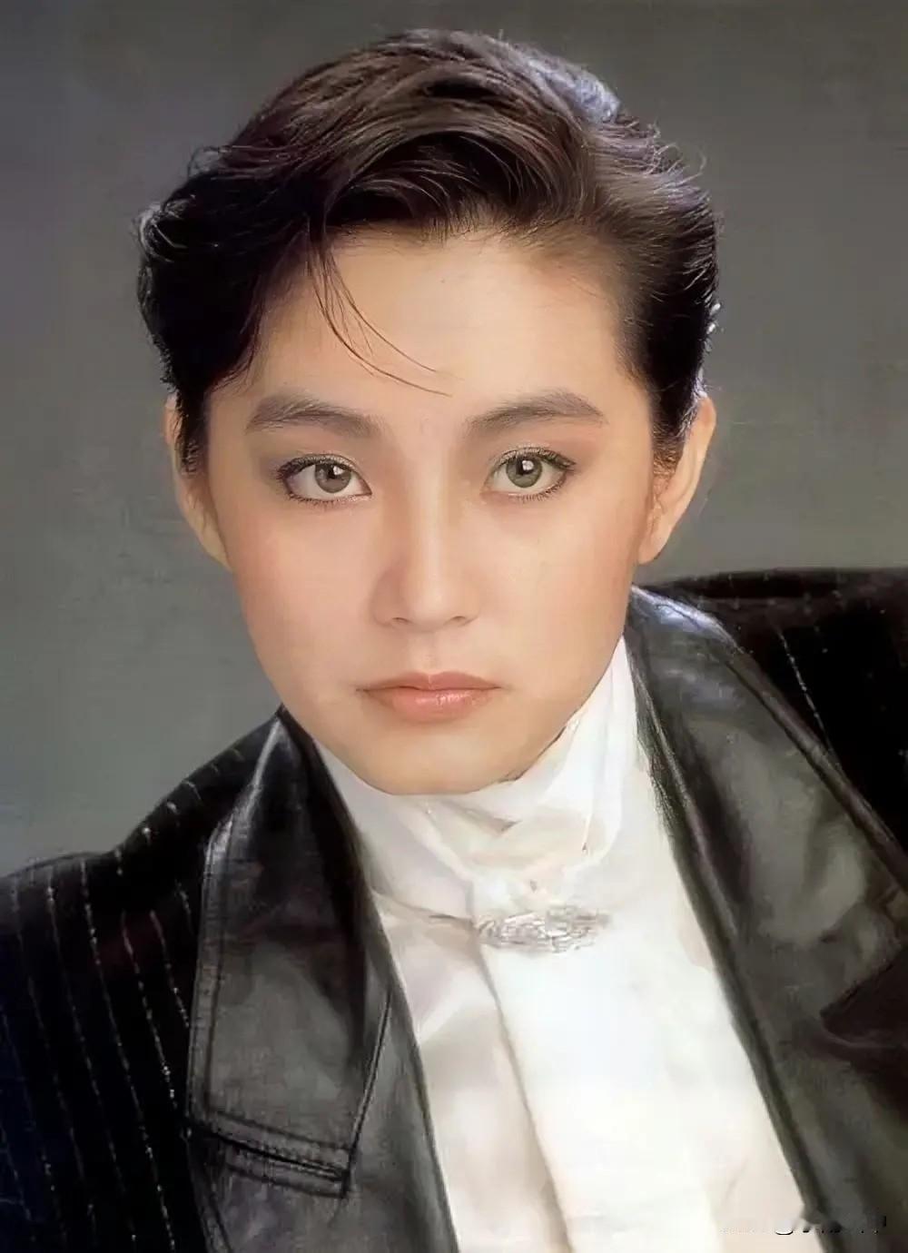 《刀马旦》短发时期的林青霞，真的是又美又飒！又酷又帅 ！