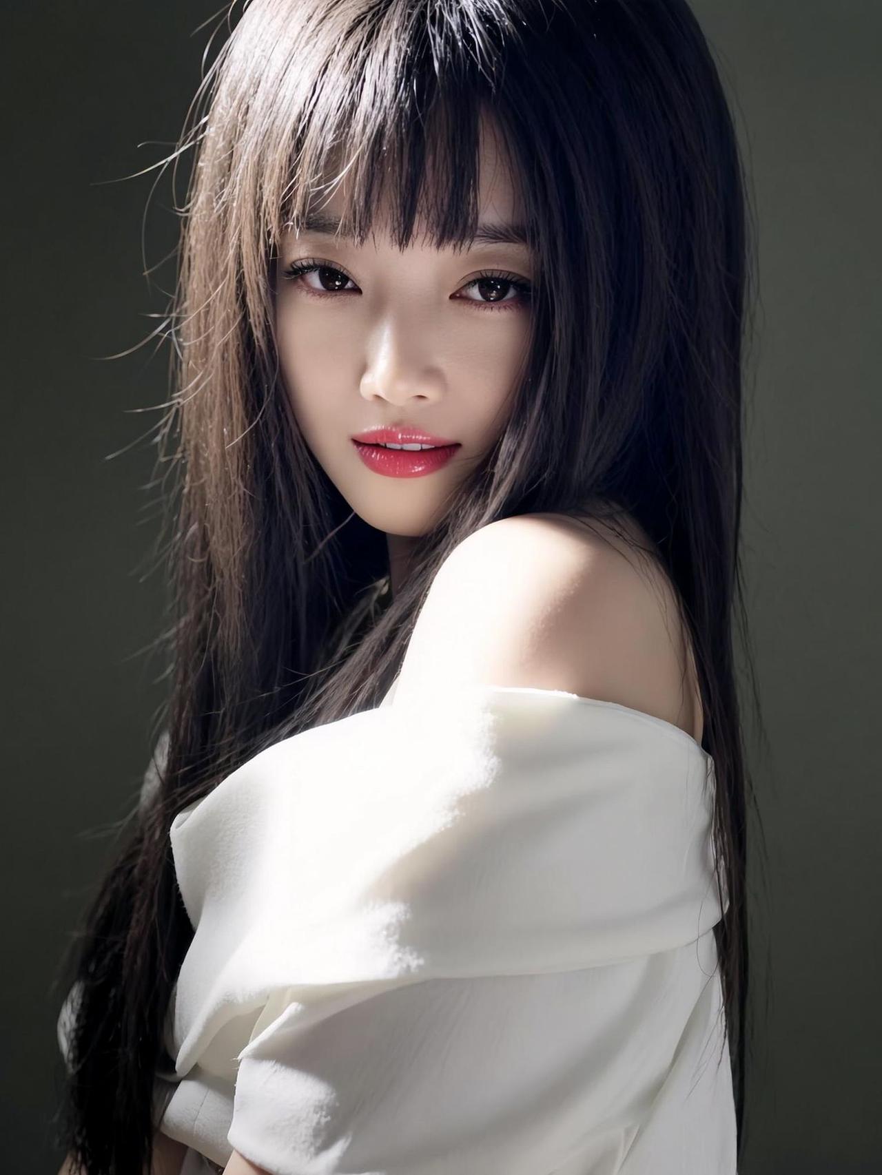 在我最难的时候谁也没有让我变好，所有风雨都是我自己一步一步硬撑过来的。我满脑子都