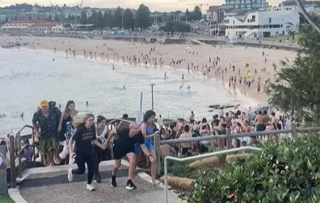 【内塔尼亚胡打出几个月提前量，还是没拦住，澳总理称打的就是犹太人】刚刚过去的周末