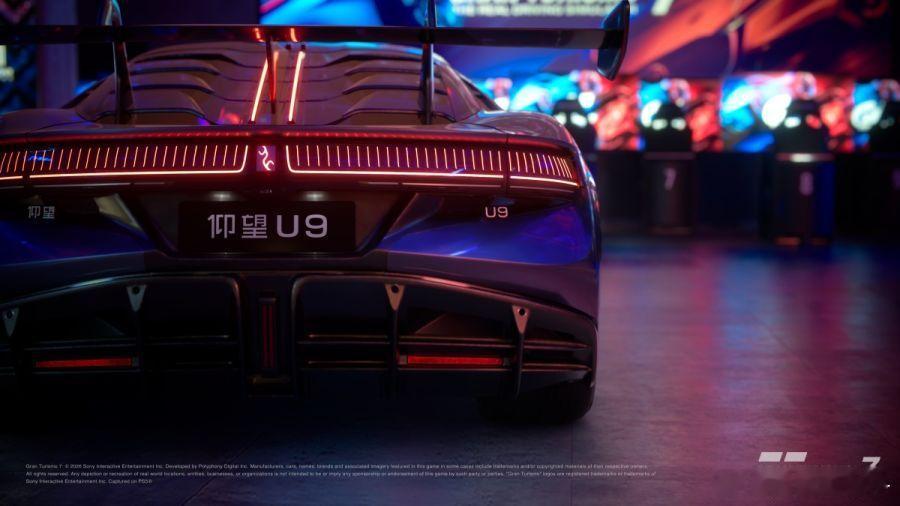 日本人是带点中二的，山内一典（游戏《GT赛车》系列创始人）对雷军和王传福的评价是
