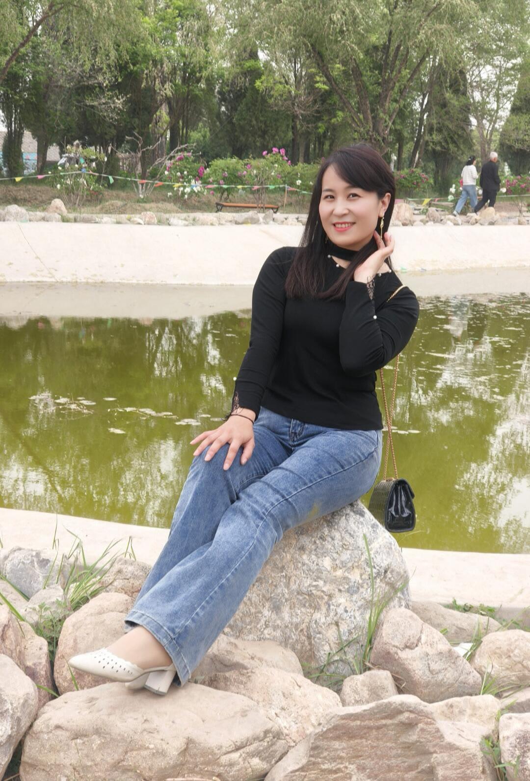 70后女人高雅开衫什么样子的女人才是最美的