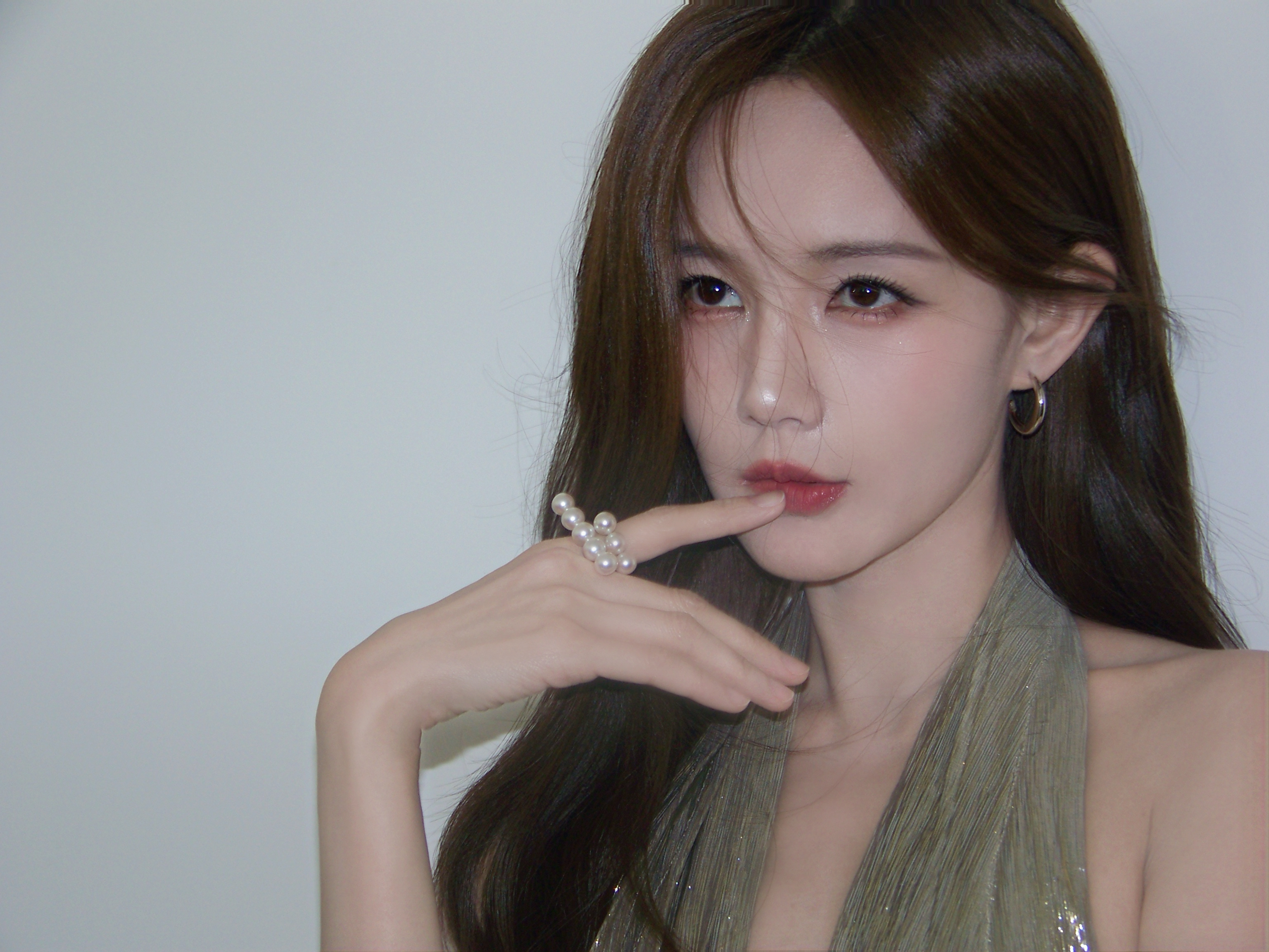 好美的李一桐，美的我眼前一亮又一亮[憧憬] ​​​