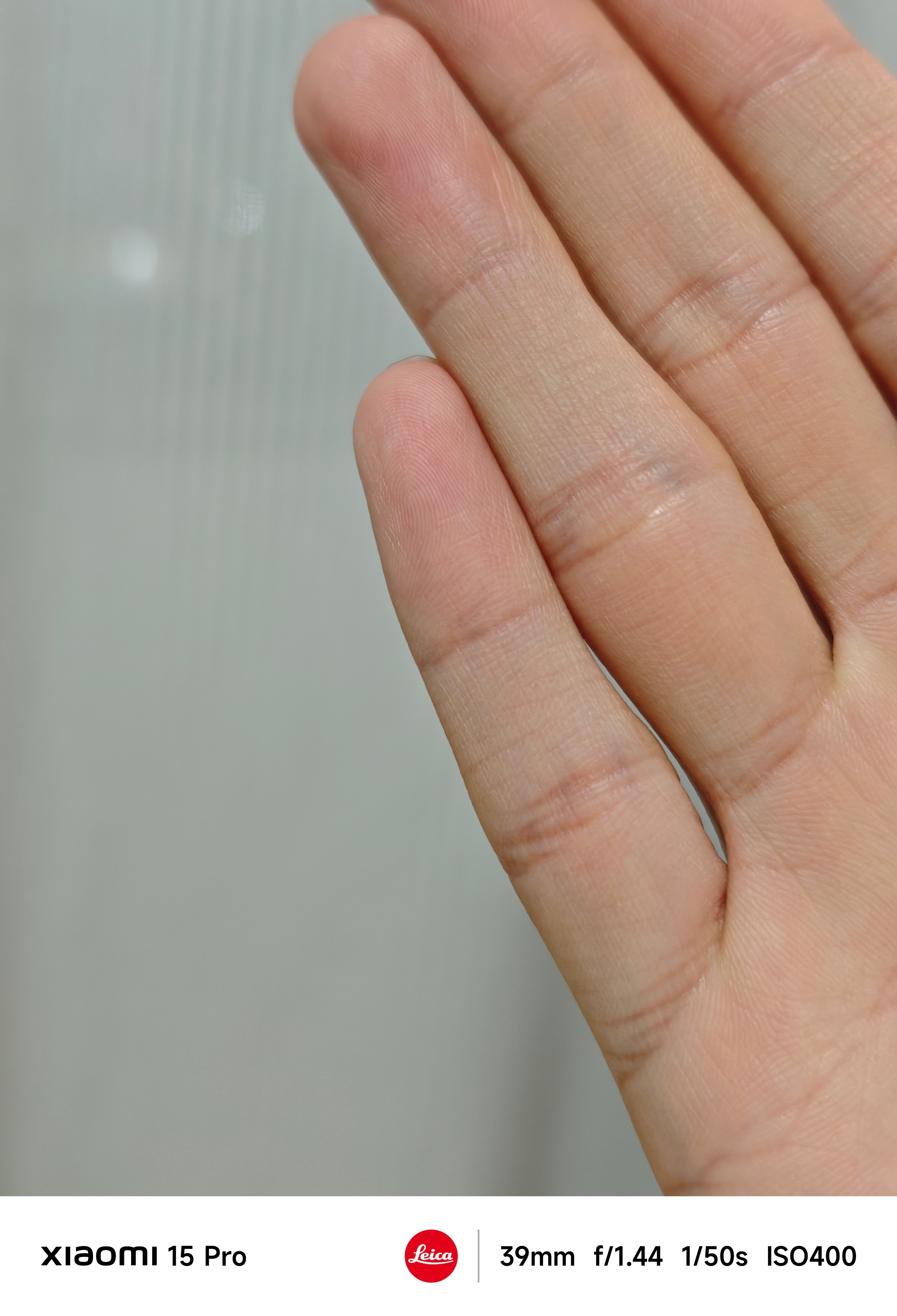 长期用小拇指托手机的后果大家帮我看看，我这个怎么样？好像还可以？我的握持姿势一般