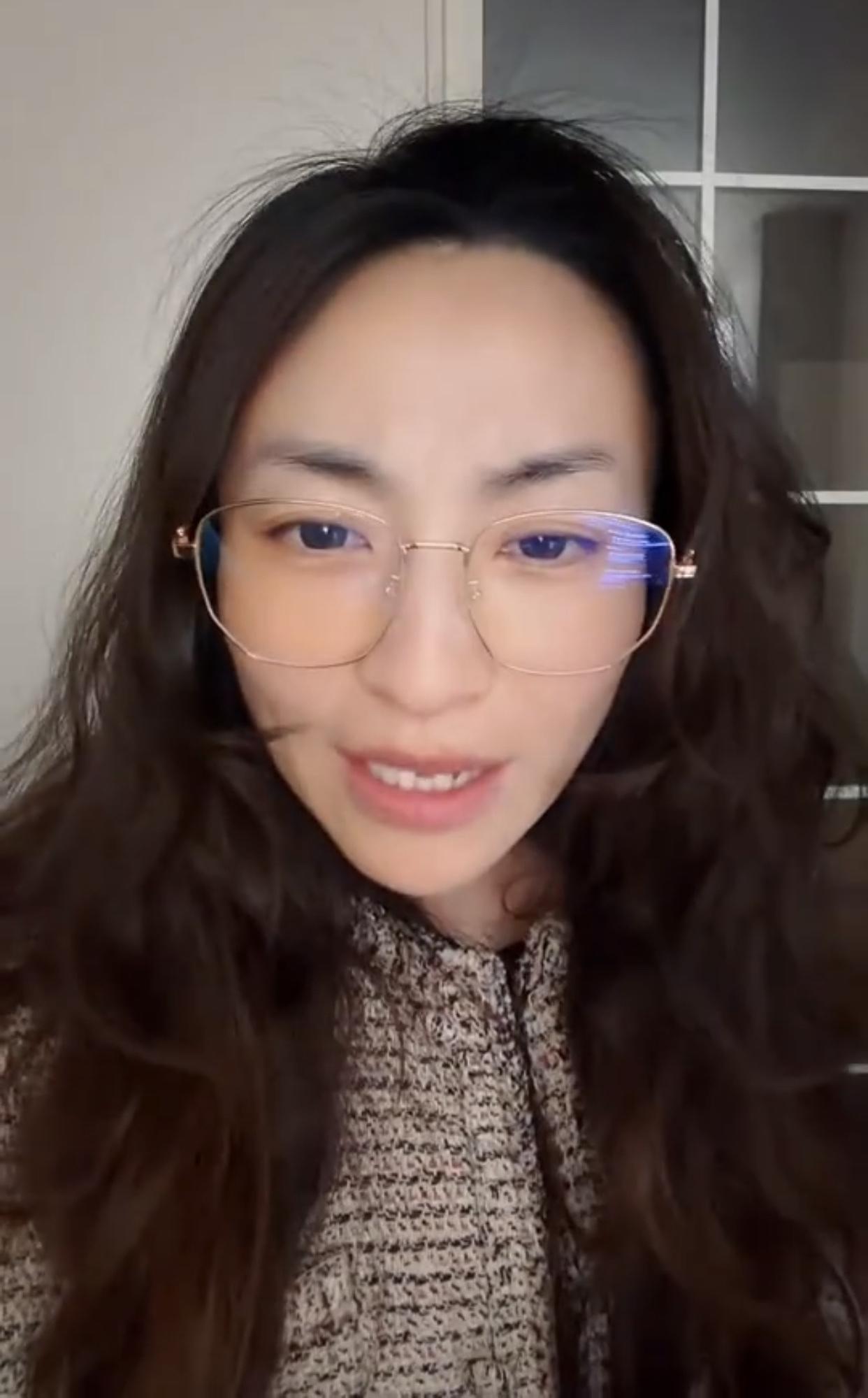 有一位在美国的陪读妈妈发视频表示：她想问大家一个问题，就是在美国长大的孩子，是真