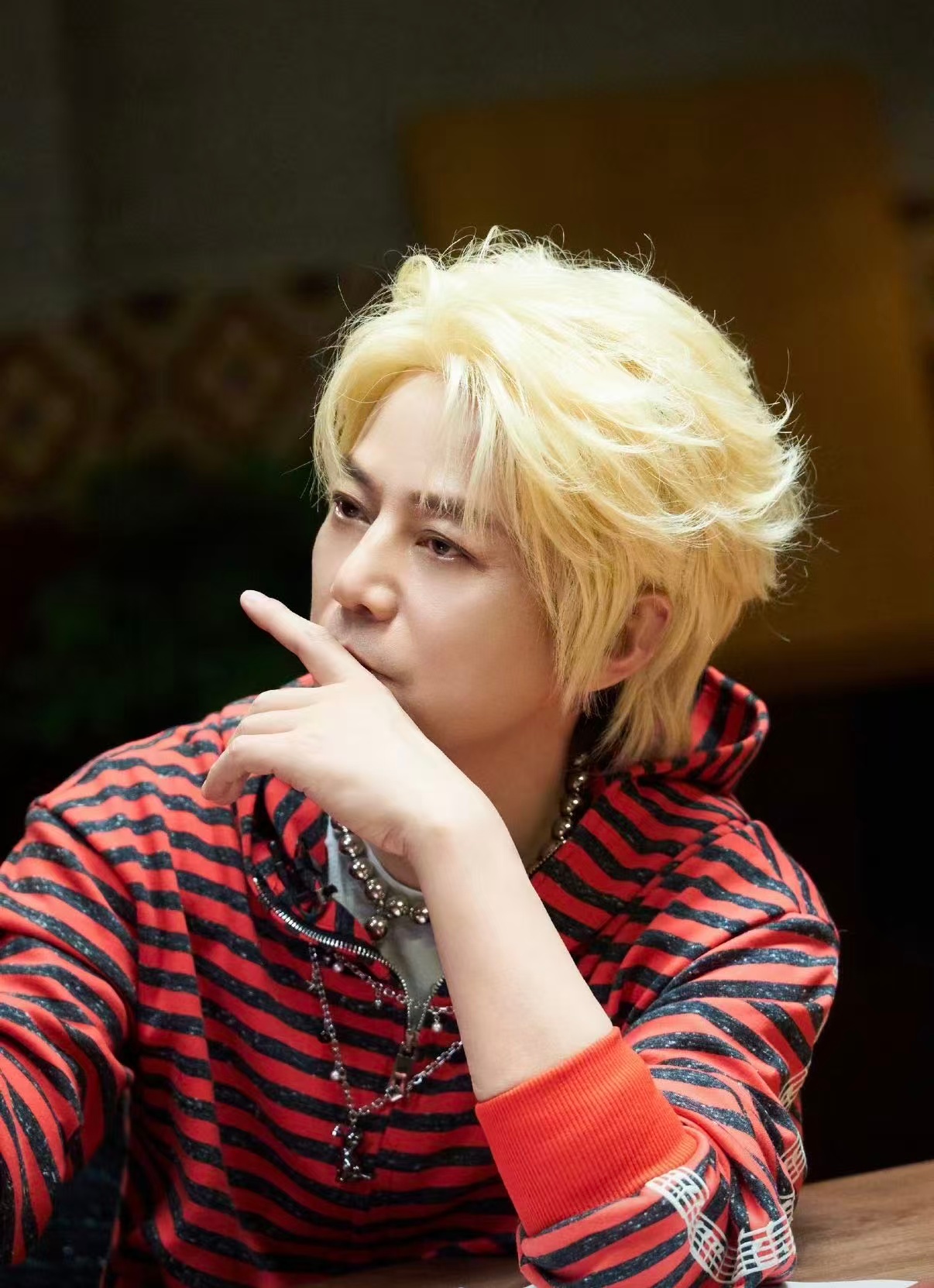 何炅魏晨这说来就来的胜负欲大侦探搜证搜着突然打赌，何男大和晨船员这胜负欲说来就来