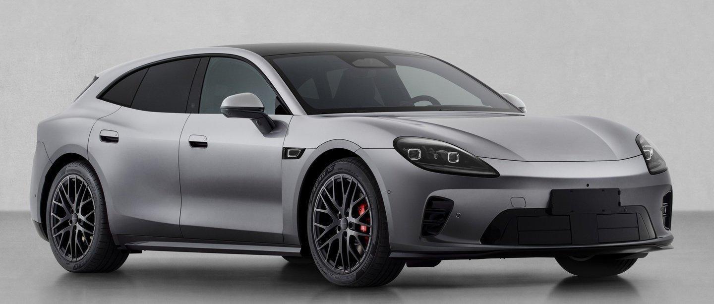 广汽 × 华为首款车型启境 GT7 申报图曝光，正式进入上市倒计时。车身尺寸 5