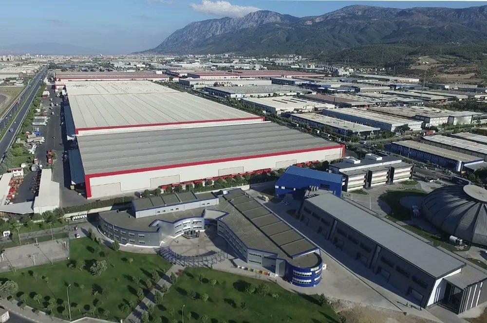 2026年2月24日，比亚迪土耳其10亿美元电动车工厂获中方批准重启过程可以说相