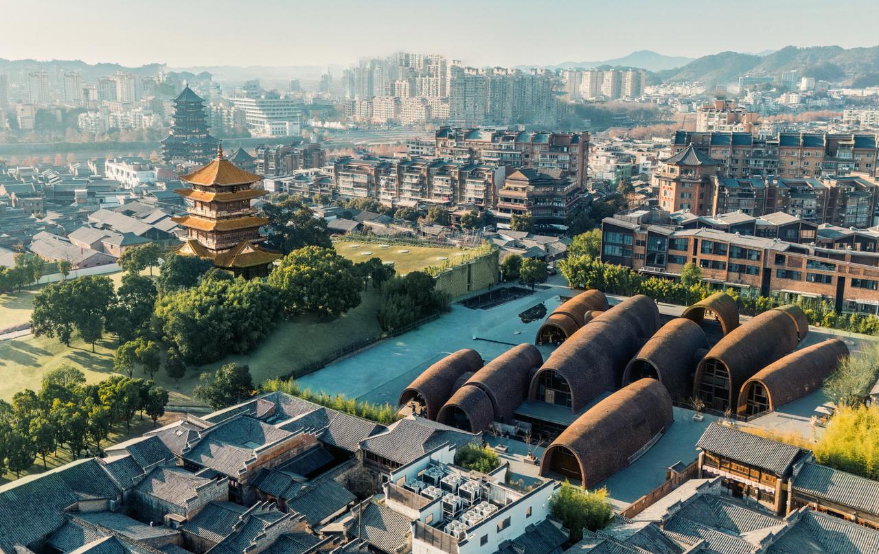 彩色的德国住宅和中国陶瓷有什么共同之处？没错！它们都在今年被列入联合国教科文组织
