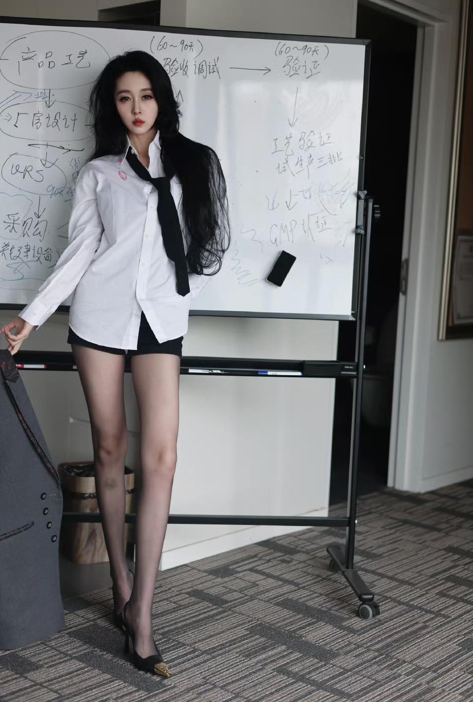 这也太御姐了吧！御姐 温柔御姐 性感御姐写真 御姐氛围感写真 甜酷御姐 性感御姐