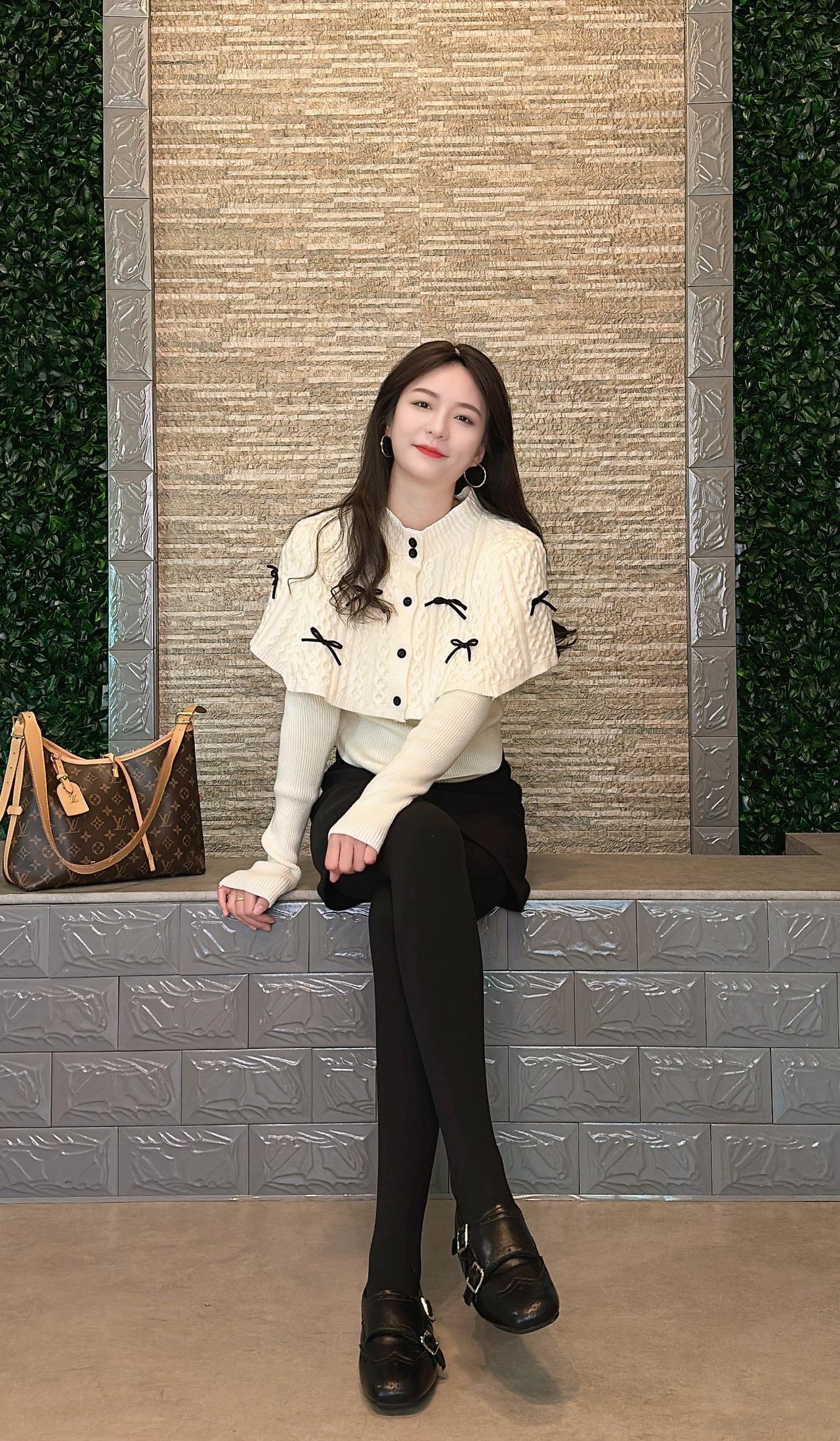 人只有对喜欢的东西，才会格外用心
所以态度就是答案过年穿搭 冬季穿搭 针织衫