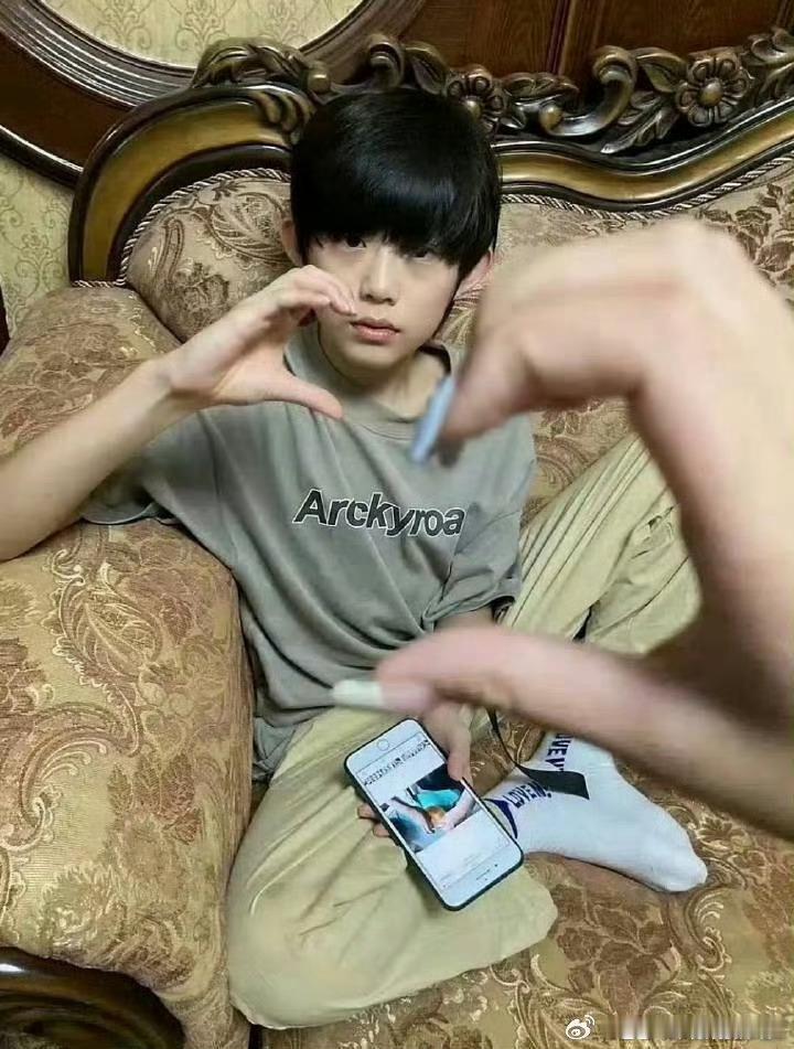 恒冰  恒冰久久吖 