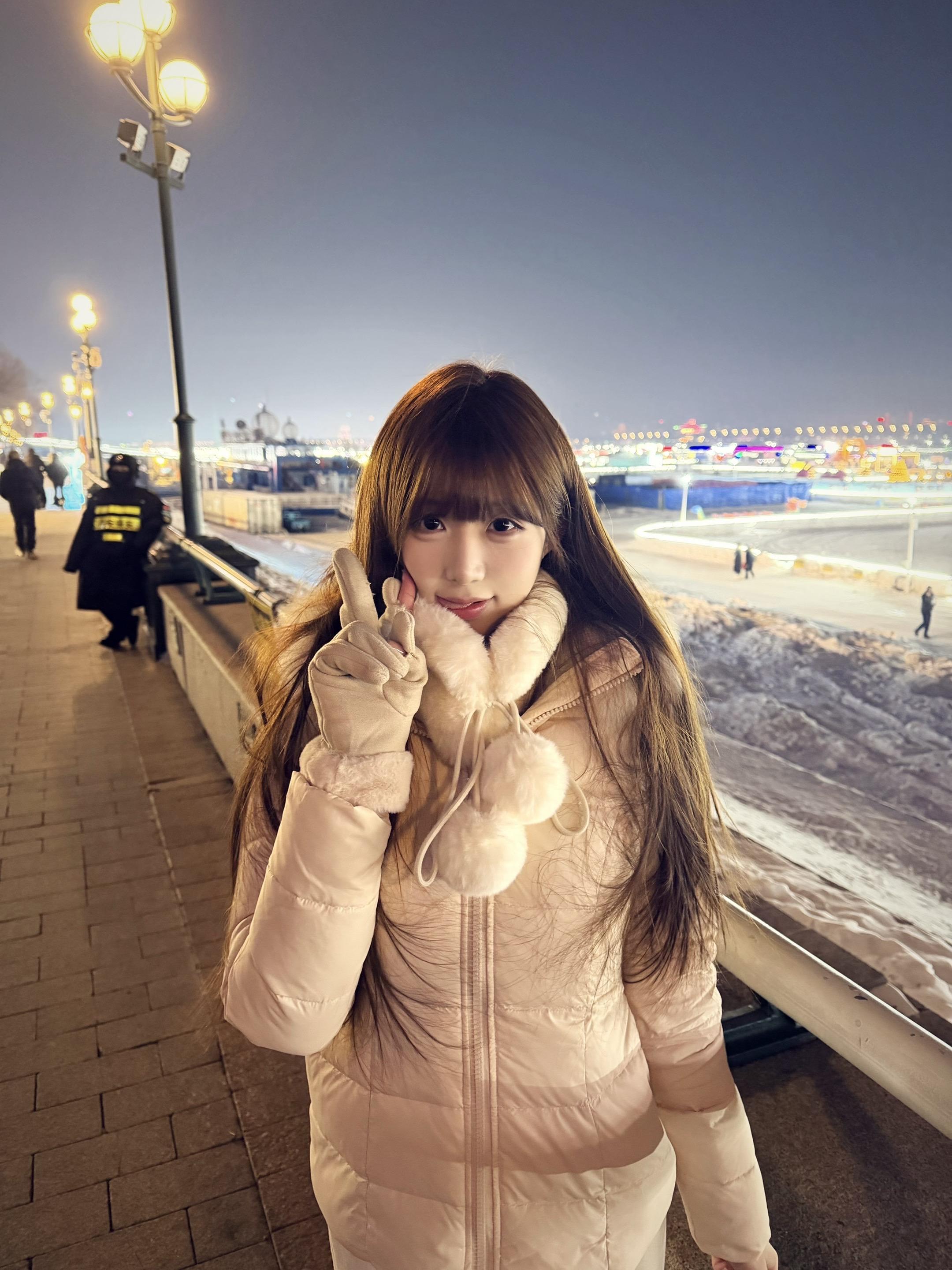 你承诺了一切 却什么都没有给我 我什么都没有承诺 却给了你我的一切