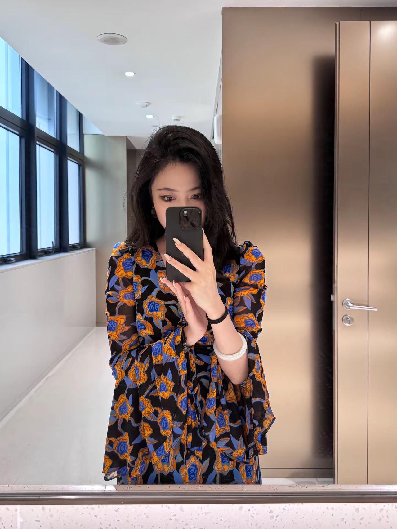 周六上班的不上班穿搭 上班穿搭 美裙